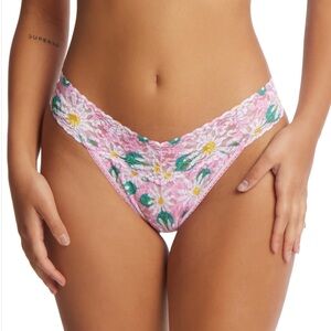 NWT Hanky Panky Signature Low Rise Thong in Hello Spring, S